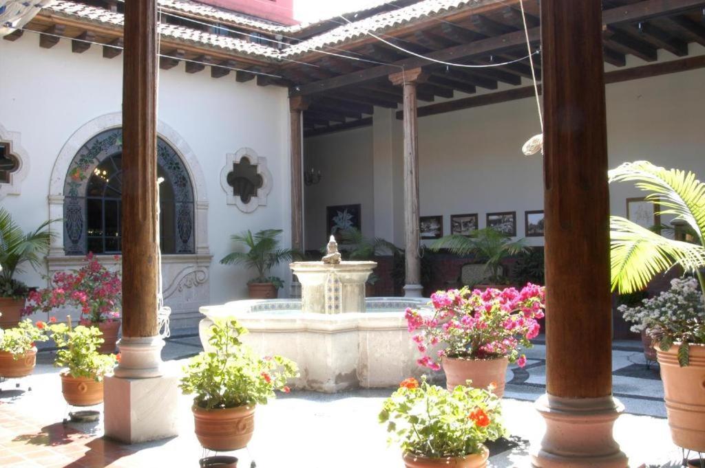 Hotel Mi Solar Ejecutivo Uruapan  Exterior photo
